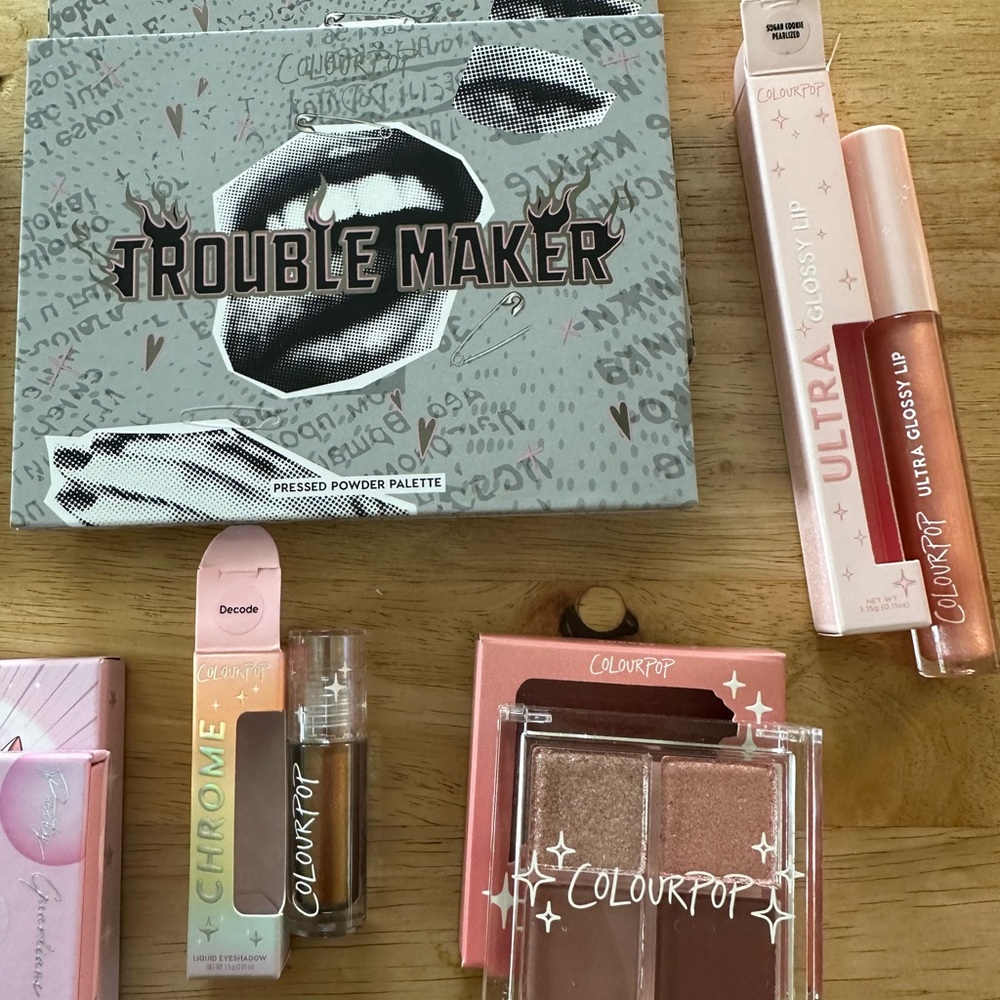 ColourPop Bundle makeup - Picture 8 of 16